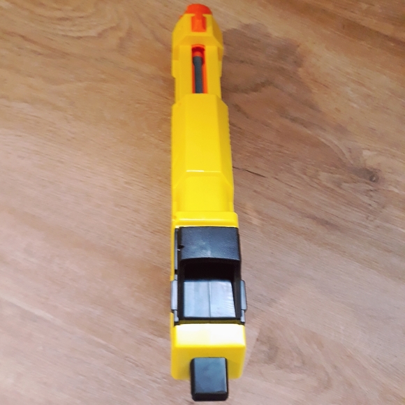 Nerf Fortnite SP-L Elite Dart Blaster with Barrel Attachment - Yellow - Picture 6 of 12